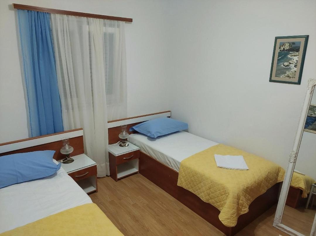 Apartman Igor พอดโกรา ภายนอก รูปภาพ